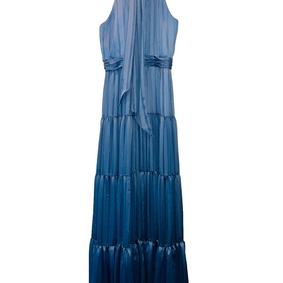 MAC DUGGAL tie neck halter tiered gown maxi dress light blue metallic formal 4 - Picture 8 of 13